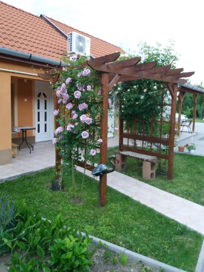 Levendulás Ház Hajdúszoboszló Exterior foto